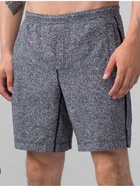 Lululemon Pace Breaker Short 9” Heathered Gray Running Training Shorts Small